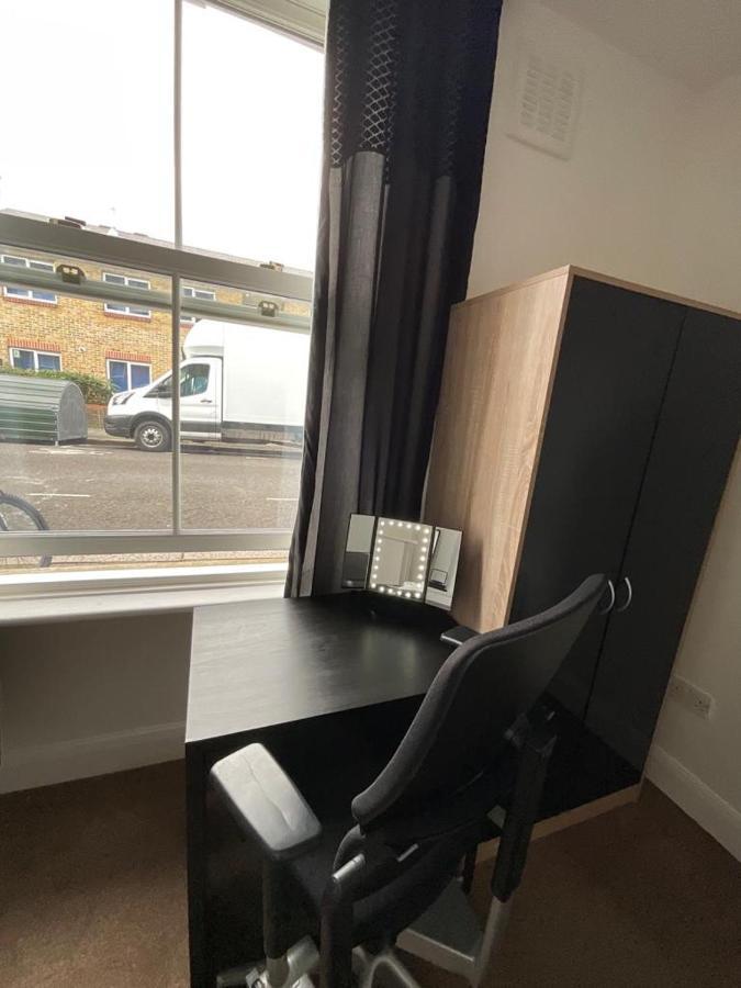Comfy Room Londres Exterior foto